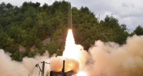 تجربة جديدة.. كوريا الشمالية تُطلق مقذوفات صاروخية باتجاه بحر اليابان