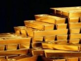 الذهب يتراجع مع ارتفاع الدولار قبل بيانات الوظائف الأميركية