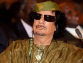 وزير فرنسي سابق يُفجّر مفاجأة.. القذافي حاول اغوائي