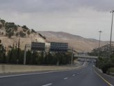 مشروع طريق استيطاني يفصل بين الفلسطينيين والمستوطنين شرق القدس
