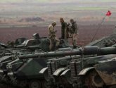 تركيا تواصل حشد قواتها عند الحدود مع سوريا