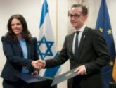 زيارة وزيرة القضاء الصهيونية تواجه بمظاهرات في ألمانيا