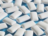 10 فوائد مفاجئة للعلكة الخالية من السكر