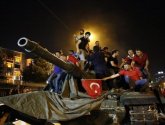 في خطوة مفاجئة.. أردوغان يهدد "بطل" إحباط "انقلاب يوليو"
