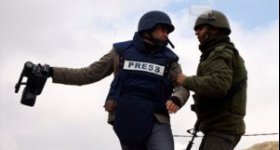 تصاعد الانتهاكات "الإسرائيلية" والفلسطينية بحق الصحفيين ...