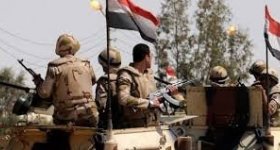 إصابة 25 من مجندي الشرطة المصرية ...
