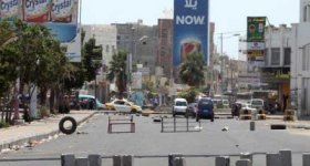 الحوثيون وقوات موالية لصالح يتقدمون صوب ...