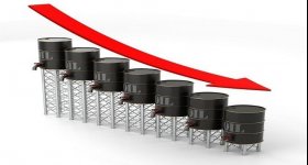 النفط يهبط مع ارتفاع المخزونات الأمريكية