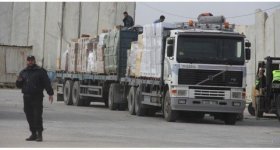 غزة: إدخال 620 شاحنة عبر "كرم ...
