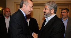 مشعل يصل تركيا للقاء أردوغان وأوغلو