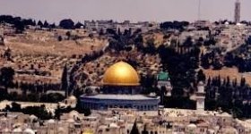 عيسى: الاحتلال يفرغ مدينة القدس من ...