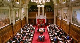 البرلمان الكندي يصوت لصالح شن ضربات ...
