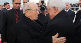 الرئيس الفلسطيني يصل تونس في زيارة ...