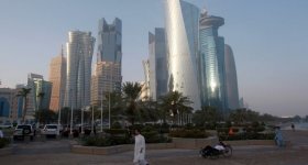 قطر.. العقوبات ترفع أسعار المواد الغذائية