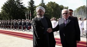 الرئيس الإيراني: لن نسمح لأي بلد ...