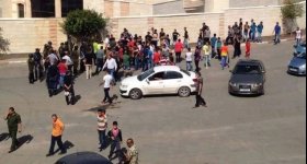 الاجهزة الامنية الفلسطينية تمنع المتظاهرين من ...