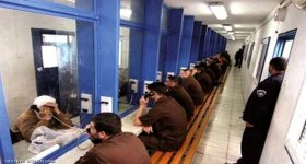 قراقع: إدارة سجون الاحتلال تفرض عقوبات ...