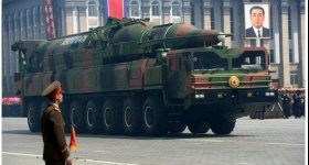 كوريا الشمالية مستعدة لإطلاق صاروخ يحمل ...