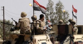 مقتل ضابطين مصريين في تفجير مدرعة ...