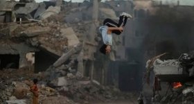 باركور غزة...رياضة التحدي والإصرار بين الركام