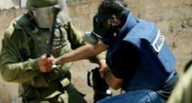 الاحتلال يعتدي على صحفيين شرق نابلس
