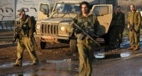 جيش الإحتلال "الإسرائيلي" يعتقل 4 فلسطينيين ...