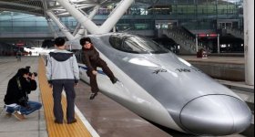 الصين تشيّد سكك حديدية ومترو أنفاق ...