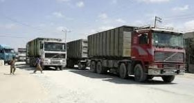 580 شاحنة بضائع لـ غزة اليوم.. ...
