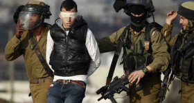 قوات الاحتلال تعتقل شابا شرق بيت لحم