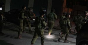 الاحتلال يعتقل 5 شبّان من الخليل وبيت لحم