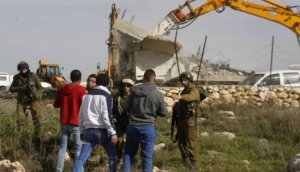 الاحتلال يهدم منزلاً في القدس