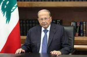 الرئيس اللبناني يوقع مرسوما باستقالة حكومة ميقاتي