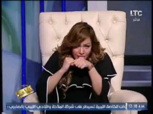 إيقاف مذيعة مصرية مثلت تعاطي الهيروين على الهواء