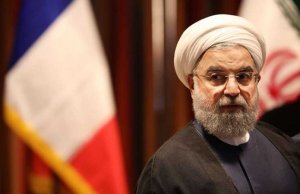 الرئيس الإيراني يحذر من انسحاب أمريكا من الاتفاق النووي