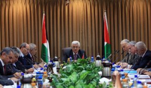 شخصيات فلسطينية تصدر بيانا يدعو الى مجلس وطني يعيد الوحدة