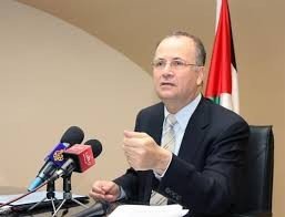 وزير الاقتصاد الفلسطيني يؤكد نبأ استقالته من أي مناصب حكومية
