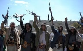 الحوثيون يردّون على «العزلة» بتعزيز التعاون مع إيران