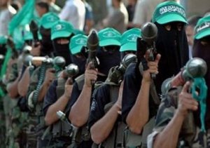 حماس تدين اعتقال اجهزة الامن الفلسطينية لعناصرها في الضفة