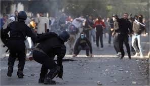 منظمة حقوقية: الشرطة الجزائرية تُفرط في استخدام القوة ضد المتظاهرين