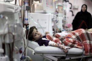 شلل كامل في مستشفيات قطاع غزة خلال أيام
