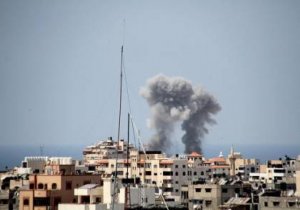 اصابة شاب في قصف لطائرات الاحتلال شمال غزة