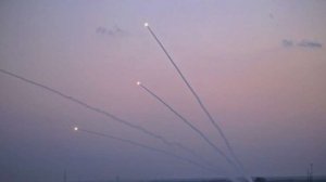 &quot;إسرائيل&quot; وغزة تبادلتا مئات الصواريخ: هل ستنشب حرب جديدة؟