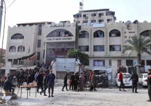 مسؤول طبي يكشف تفاصيل محاصرة الاحتلال لمستشفى الأمل في خان يونس