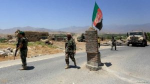 أفغانستان.. مقتل المئات من عناصر طالبان والحركة تسيطر على مدينة استراتيجية