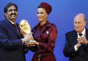 رئيس &quot;الفيفا&quot; يلمح لاماكنية سحب مونديال 2022 من قطر