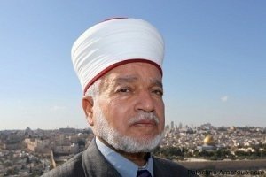 مفتي الديار المقدسة يحذر الاحتلال من المس بالمقابر الإسلامية
