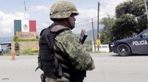 مقتل 15 من رجال الأمن في كمين لمسلحين غرب المكسيك
