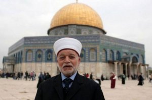 مفتي القدس يقدم استقالته من عضوية &quot;مجلس أمناء منتدى تعزيز السلم&quot; في أبو ظبي