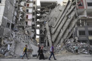 زينب الغنيمي تكتب من غزة: همومٌ يومية وإرهاقٌ مضنٍ بسبب التفكير بالحاضر والمستقبل