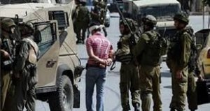 قوات الاحتلال تعتقل 5 شبان من الضفة